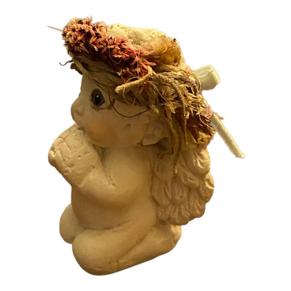 Vintage 1995 Dreamsicles Praying Cherub Angel Figurine Cast Art